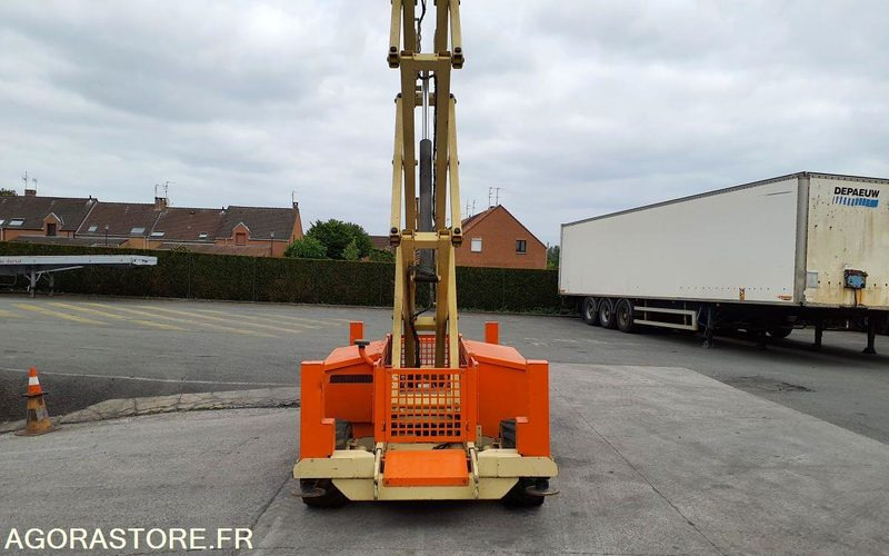 Aerial platform Nacelle DIESEL JLG 260MRT