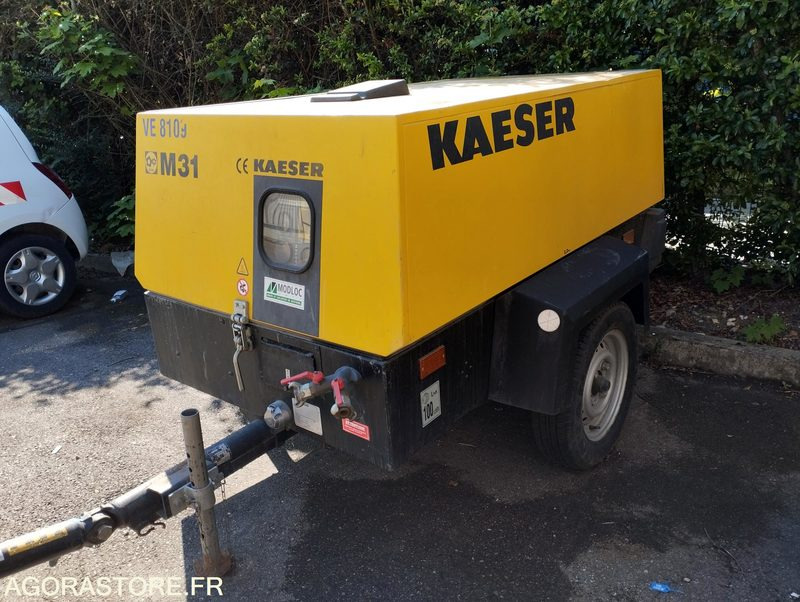 Air compressor COMPRESSEUR DE CHANTIER KAESER M31 de 2002  8109VE99