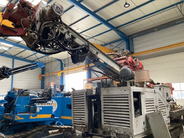 Air compressor FOREUSE HERRENKNECHT COMPRESSEUR ET CAMION