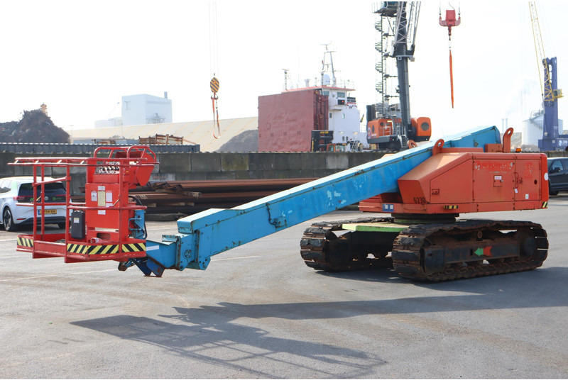 Articulated boom Aichi SR18A