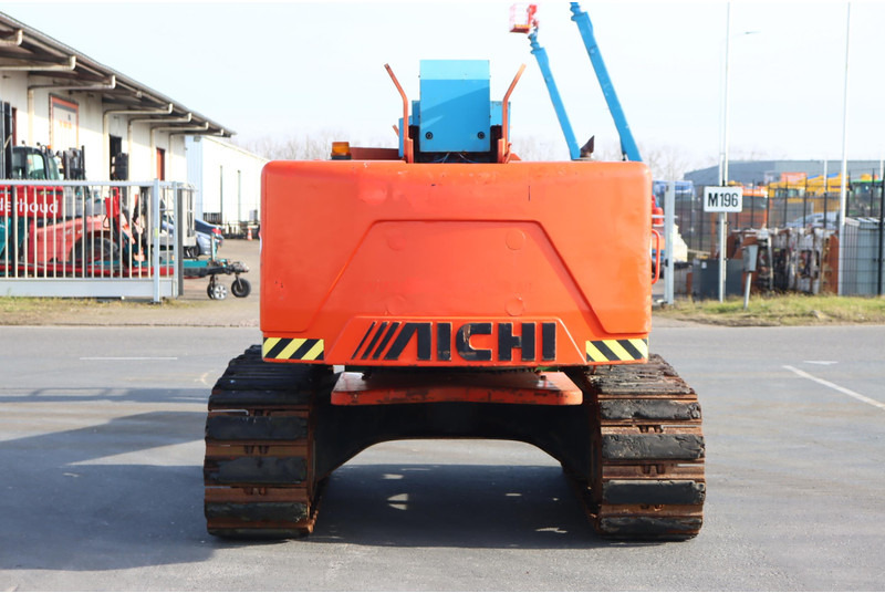 Articulated boom Aichi SR18A