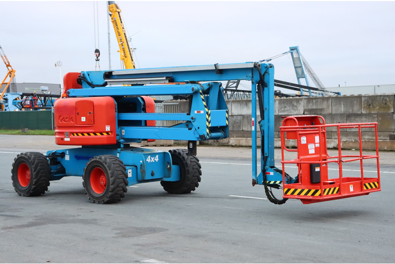 Articulated boom Genie Z-60/34