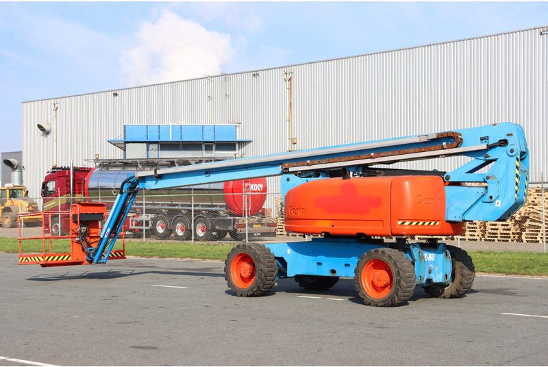 Articulated boom Genie Z-80/60