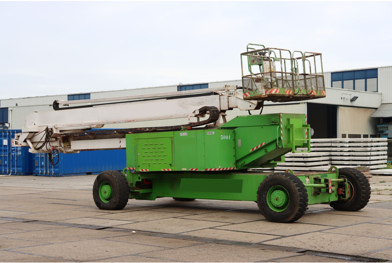 Articulated boom JLG 150 HAX