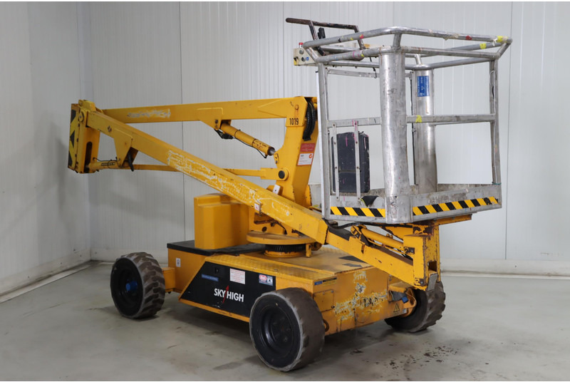 Articulated boom SkyHigh ST120