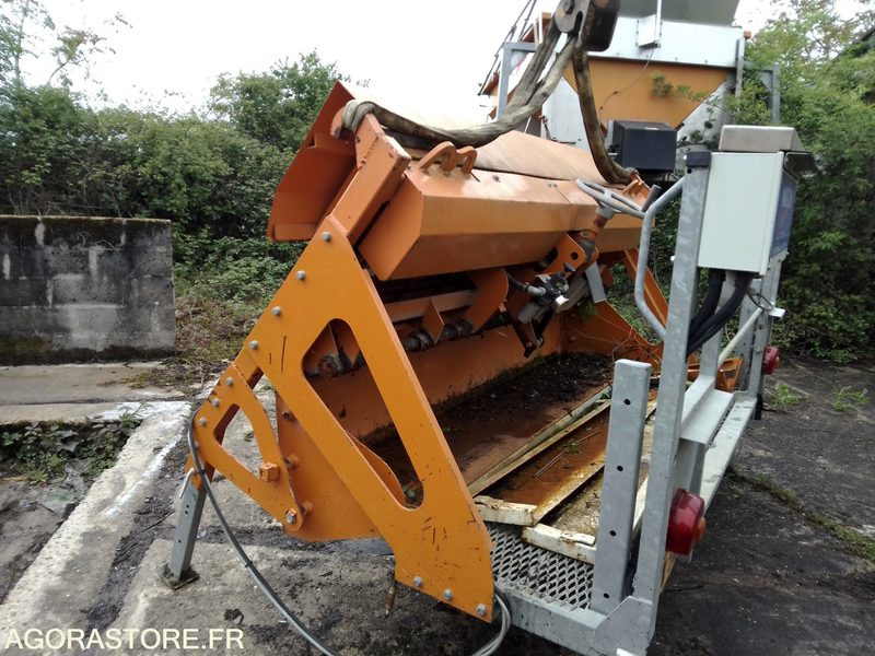 Asphalt machine GRAVILLONNEUR