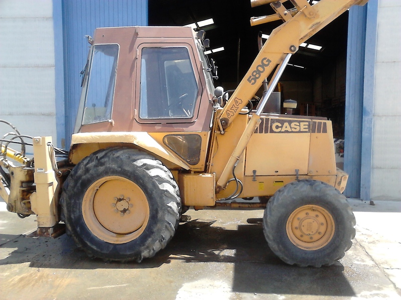 CASE 580 G backhoe loader from Spain 