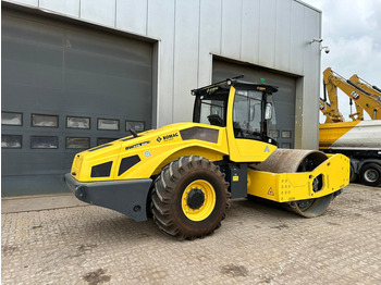 Bomag BW219DH-5 / CE certified / 2021 / low hours - Roller: picture 5