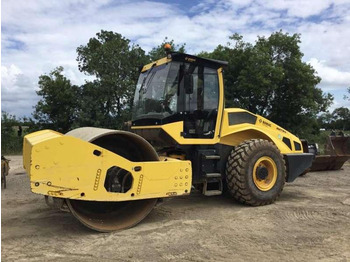 Compactor BOMAG