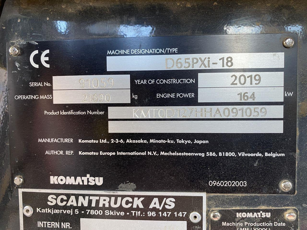 Bulldozer Komatsu D65PXI-18