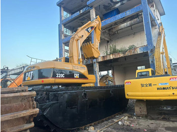 Amphibious excavator CATERPILLAR 320C