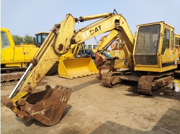 Crawler excavator CATERPILLAR E70B: picture 1
