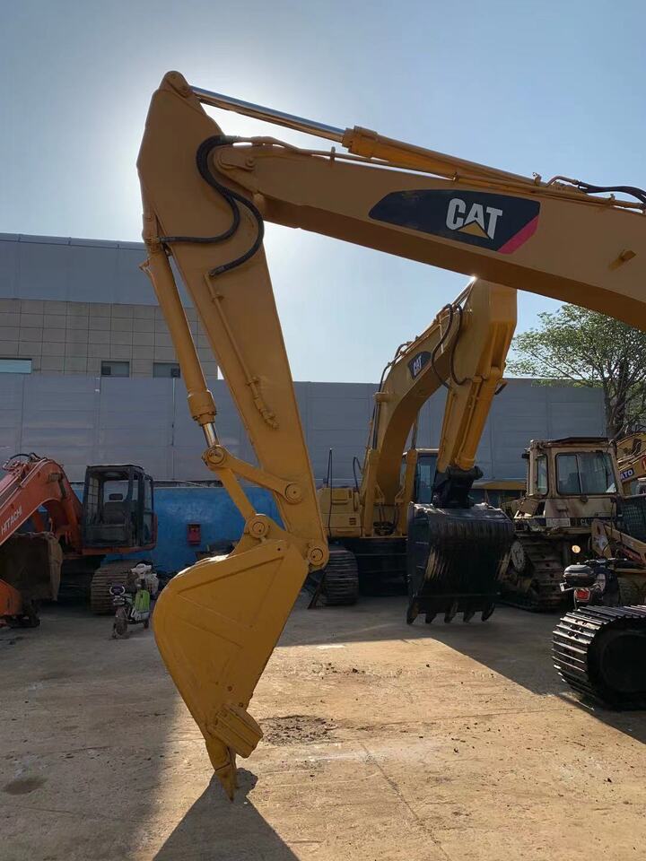 Crawler excavator CATERPILLAR hydraulic excavator CAT 320CL, 320C imported from Japan: picture 6