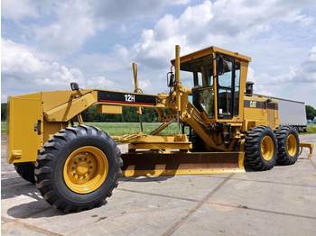 Grader CAT 12H 3306 Engine / new tires: picture 1
