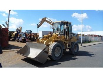 Wheel loader CAT 924 F: picture 1