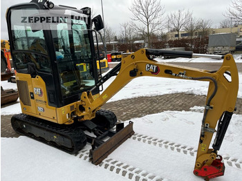 Mini excavator CATERPILLAR 302