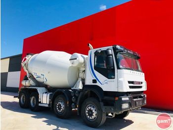 Concrete mixer IVECO TRAKKER 450 EEV