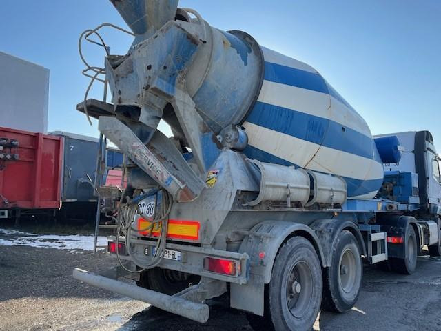 Concrete mixer semi-trailer Müller-Mitteltal