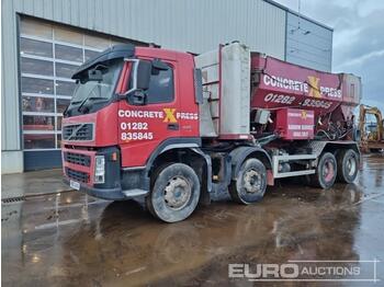 Concrete mixer truck 2007 Volvo FM-440