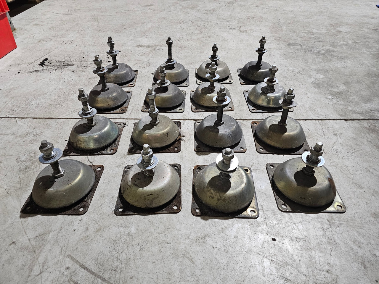 Construction equipment Unknown Onbekend Vibration Dampers  Trillingdempers