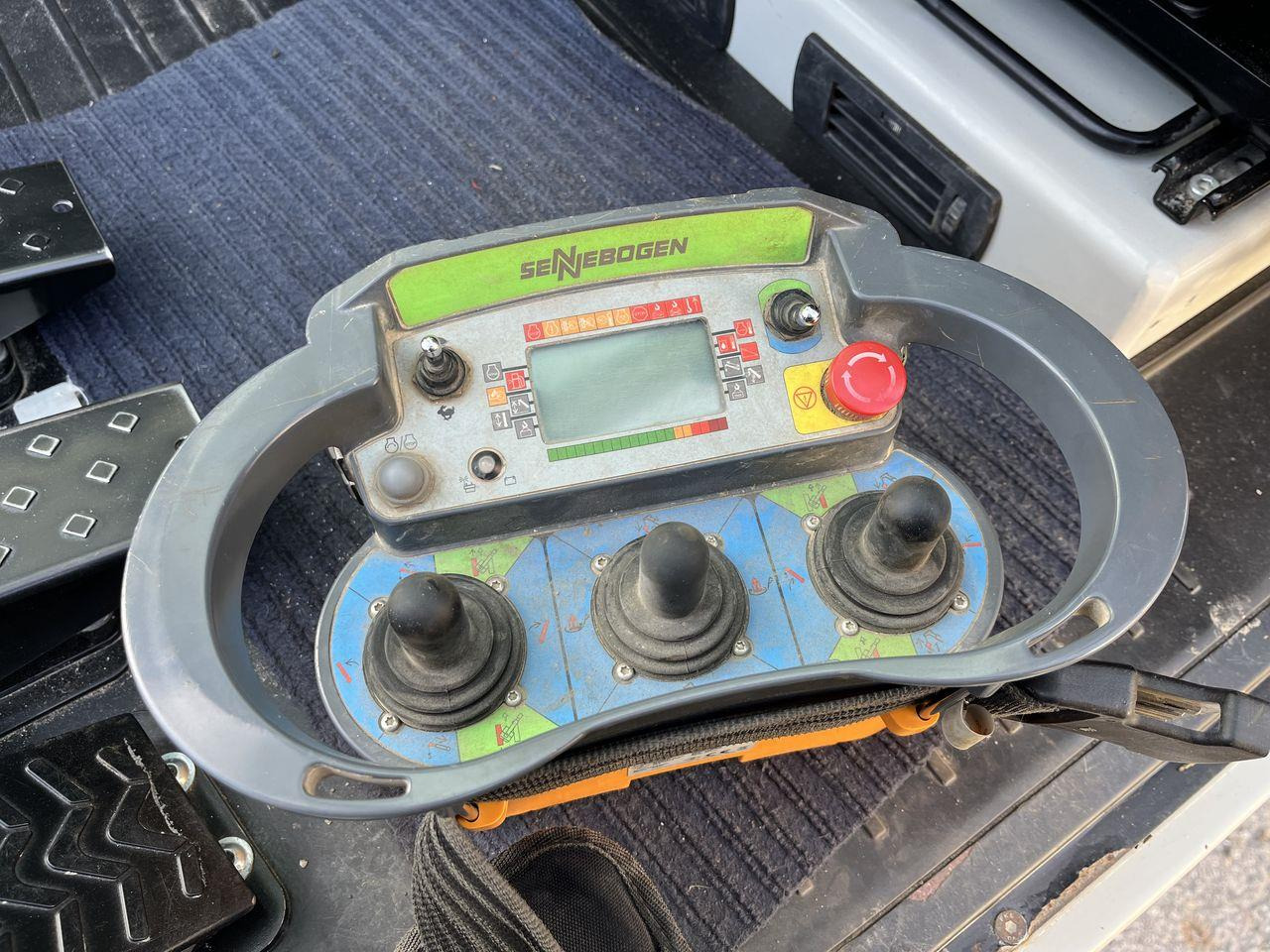 Crawler crane SENNEBOGEN 613E-R