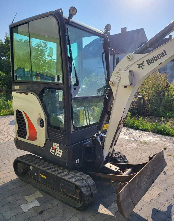 Crawler excavator Bobcat E19