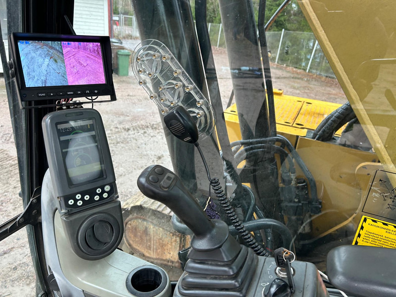 Crawler excavator Caterpillar 320D | 700 mm | ENGCON | WEBASTO