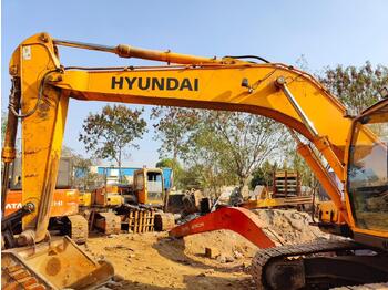 HYUNDAI R220-9 - crawler excavator