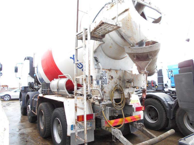 Concrete mixer truck DAF CF85 380: picture 6