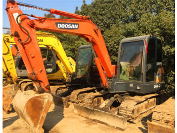 Crawler excavator DOOSAN DH60-7: picture 1
