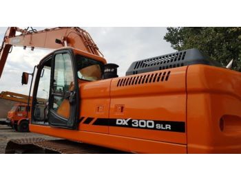 Crawler excavator DOOSAN DX300SLR: picture 1