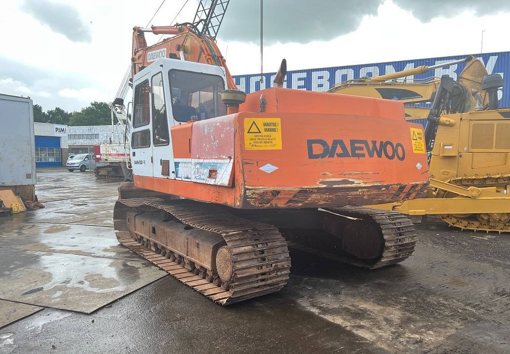 Crawler excavator Daewoo DH 220 LC: picture 3
