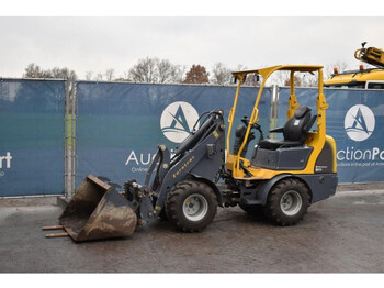 Wheel loader Eurotrac W11: picture 1