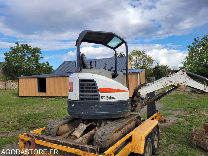Excavator BOBCAT E26 2015