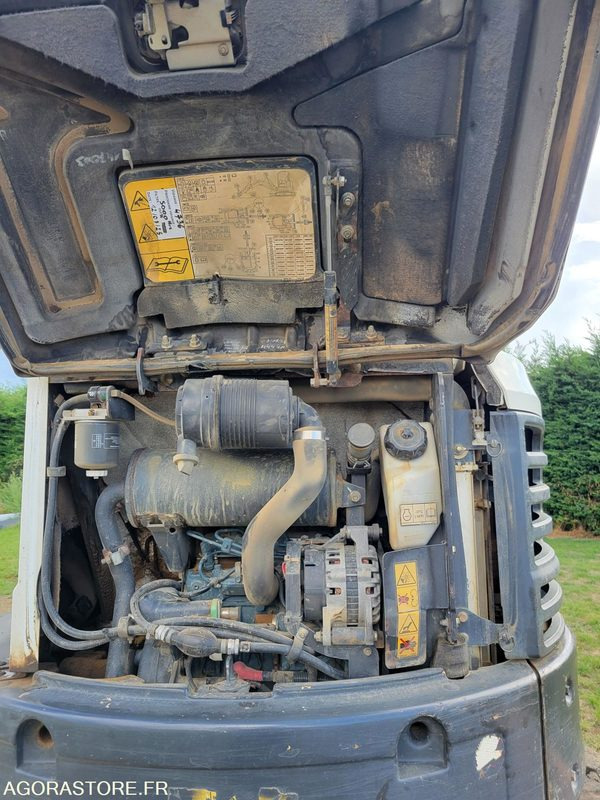 Excavator BOBCAT E26 2015
