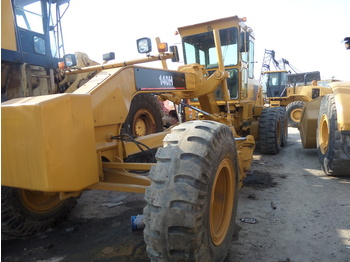 Grader CATERPILLAR 140H
