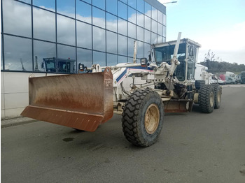 Grader Caterpillar 12H