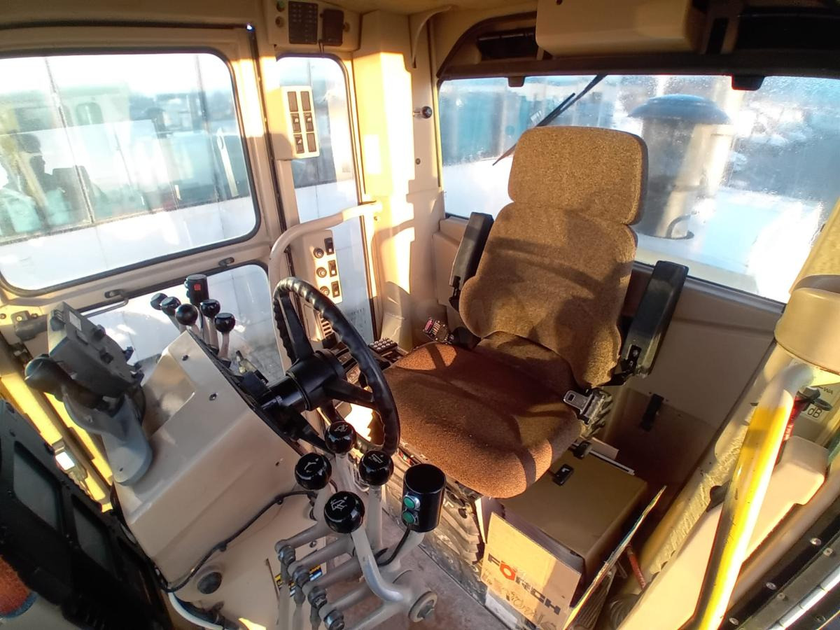 Grader Caterpillar 12H