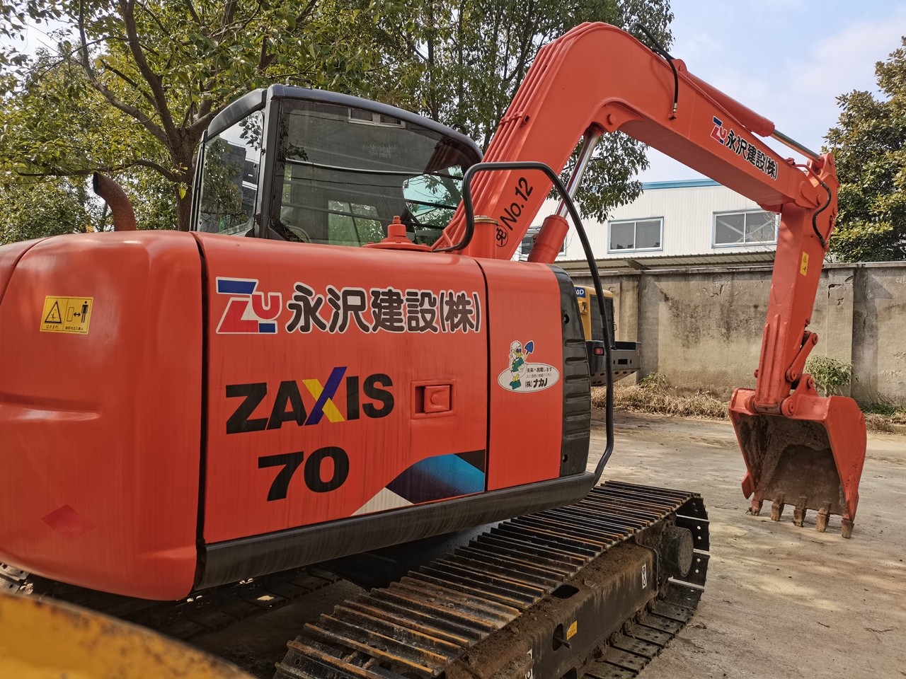 Crawler excavator HITACHI ZX70: picture 6