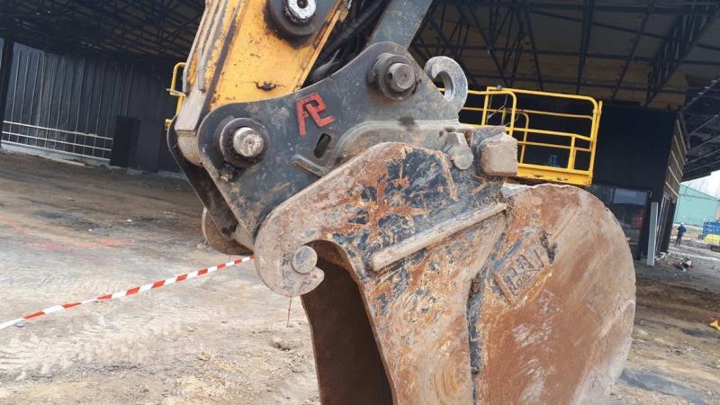 Crawler excavator HYUNDAI HX145LCR: picture 9