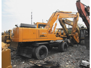 Wheel excavator HYUNDAI R200W: picture 1