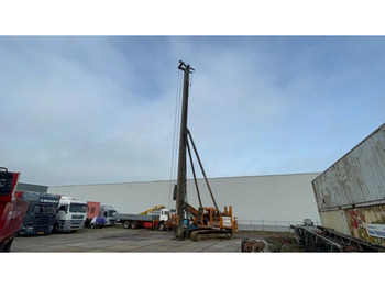 Drilling rig HITACHI