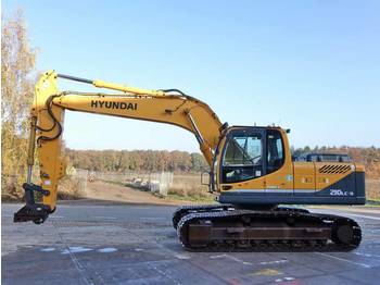 Crawler excavator Hyundai Robex 210: picture 1