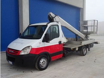 Truck mounted aerial platform IVECO DAILY 35S10 PAGLIERO MULTITEL 160ALU/DS: picture 1