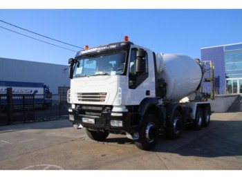 Concrete mixer truck Iveco TRAKKER 410 + BETON MIXER STETTER 9 M3: picture 1