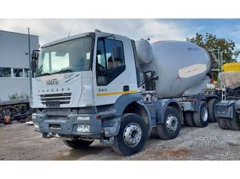 Concrete mixer truck Iveco TRAKKER AD340T38 8x4 BETON MIXER 9M3: picture 1