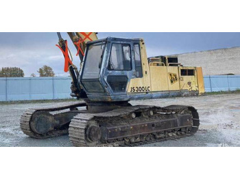 Crawler excavator ISUZU