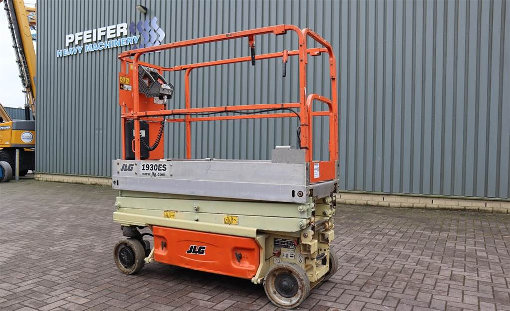Scissor lift JLG 1930ES Electric, 7.72m Working Height, 227kg Capac: picture 7