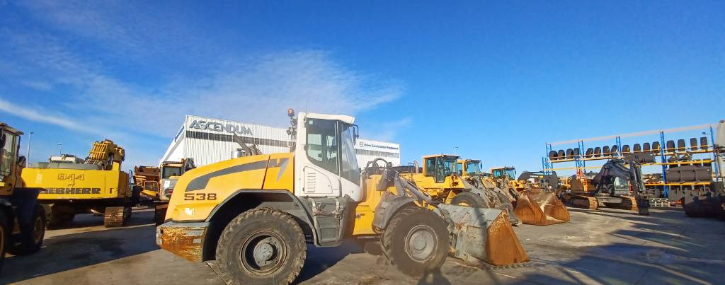 Wheel loader Liebherr 538: picture 4