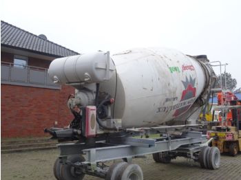 Concrete mixer truck Liebherr 9m³ Mischer Aufbau: picture 1